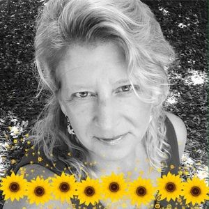 Meet your Posher, Missy